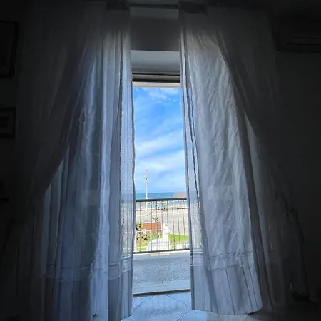 Seafront View Apartment Mola di Bari Exterior photo